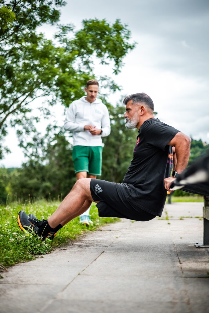 coach sportif a lyon pour les hommes en musculation